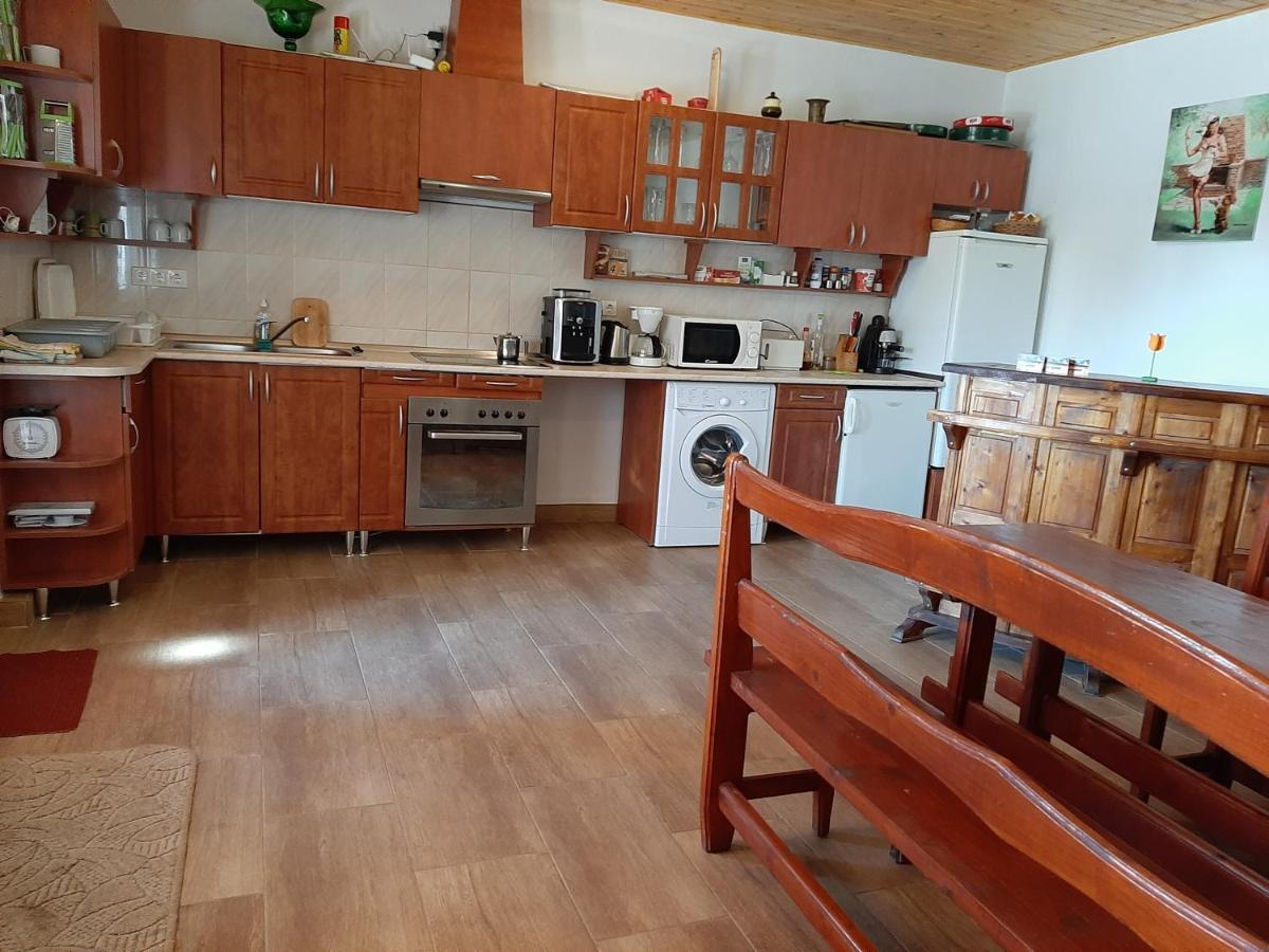 Apartament Matyas Vendeghaz Füzesgyarmat Zewnętrze zdjęcie